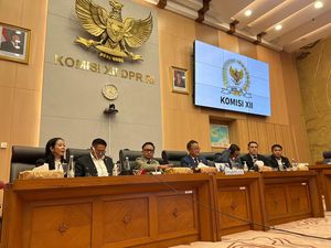 Video: Komisi XII DPR Minta Kementerian ESDM Hati-hati Buat Kebijakan Video: Komisi XII DPR Minta Kementerian ESDM Hati-hati Buat Kebijakan