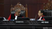 MK Gelar Putusan Sela Sengketa Pilkada 2024