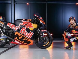 Bos MotoGP Lega KTM Tak Jadi Bangkrut Bos MotoGP Lega KTM Tak Jadi Bangkrut