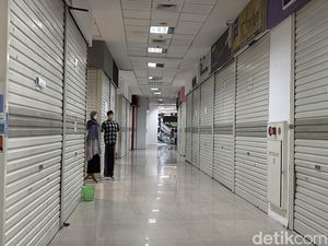 Viral Mal Cito Surabaya Sepi, Banyak Stan Diobral Cuma Rp 1,5 Juta/Tahun Viral Mal Cito Surabaya Sepi, Banyak Stan Diobral Cuma Rp 1,5 Juta/Tahun