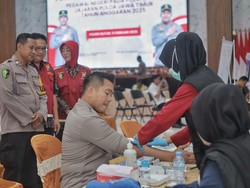 Ratusan Personel Polres Blitar Jalani Pemeriksaan Kesehatan