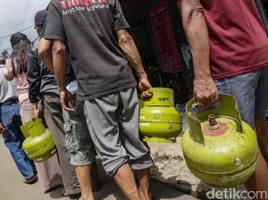 Video Pengecer Sudah Jualan LPG 3 Kg Lagi: Gas Banyak, Alhamdulillah Lancar Video Pengecer Sudah Jualan LPG 3 Kg Lagi: Gas Banyak, Alhamdulillah Lancar