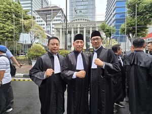 MK Putuskan Khofifah-Emil Menang Pilgub, Arum Sabil: Kemenangan Rakyat Jatim MK Putuskan Khofifah-Emil Menang Pilgub, Arum Sabil: Kemenangan Rakyat Jatim