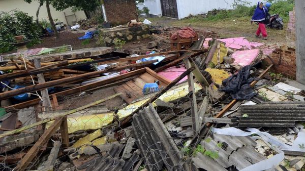 30 Rumah di Bandar Lampung Rusak Diterjang Angin Puting Beliung