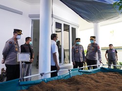 Momen Kapolda Tinjau Pengungkapan Pabrik Narkotika Terbesar di Jabar