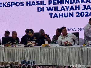 Budi Gunawan Ungkap Keberhasilan Gagalkan Selundupan hingga Rp 480,7 M Budi Gunawan Ungkap Keberhasilan Gagalkan Selundupan hingga Rp 480,7 M