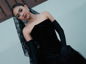 Sisca Saras Siapin Lagu Ballad, Lebih Susah Nahan Air Mata Pas Syuting Sisca Saras Siapin Lagu Ballad, Lebih Susah Nahan Air Mata Pas Syuting