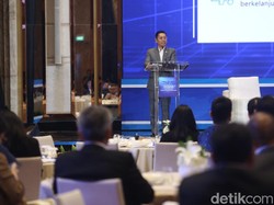 DPR Sebut RI Bisa Untung Jika Harga Minyak Mentah Dunia Anjlok