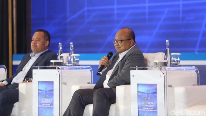 Tauhid Ahmad Tauhid Ahmad di Outlook Ekonomi DPR