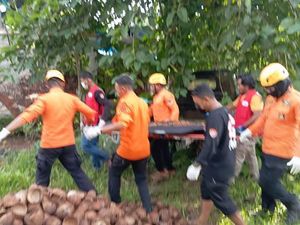 Balita Perempuan Hilang 3 Hari di Hutan Banggai Laut Ditemukan Tewas Balita Perempuan Hilang 3 Hari di Hutan Banggai Laut Ditemukan Tewas