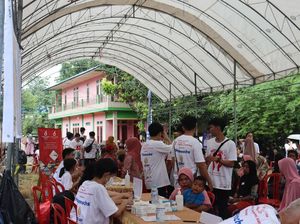 Mahasiswa Untar Bersama Hannochs Gelar Bakti Sosial-Pengobatan Gratis di Bone Mahasiswa Untar Bersama Hannochs Gelar Bakti Sosial-Pengobatan Gratis di Bone