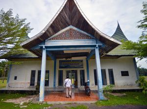 Penampakan Terkini Bandara Pusako di Sumbar yang Tak Beroperasi Lagi Penampakan Terkini Bandara Pusako di Sumbar yang Tak Beroperasi Lagi
