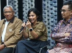 AIMI: Masa Butuh Empat Tahun untuk Pasang Stiker Bahaya BPA di Galon Guna Ulang?