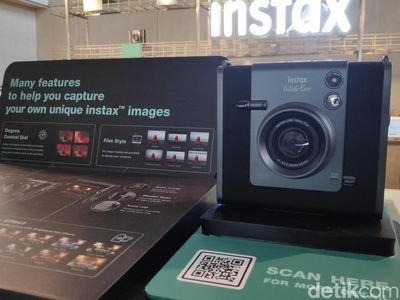 Fujifilm Instax Wide Evo, Retro Banget!