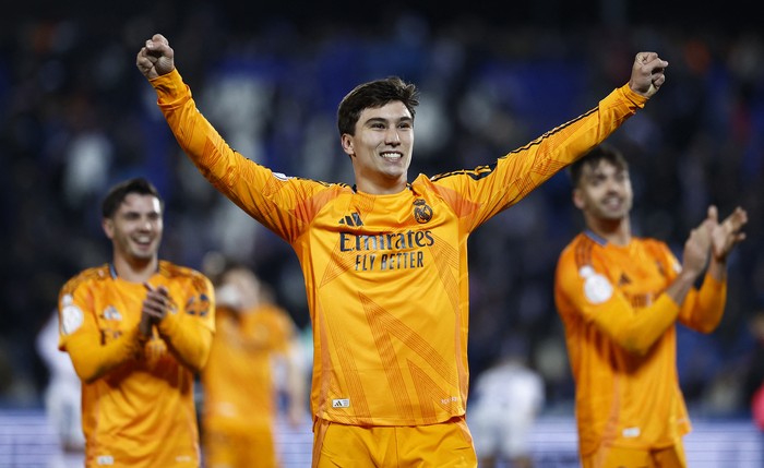 Soccer Football - Copa del Rey - Quarter Final - Leganes v Real Madrid - Estadio Municipal de Butarque, Leganes, Spain - February 5, 2025 Real Madrids Gonzalo Garcia celebrates scoring their third goal REUTERS/Juan Medina