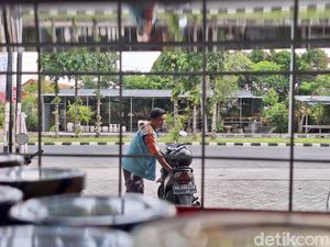 Pemkot Mataram Pecat 143 Juru Parkir gegara 2 Tahun Tak Setor Duit Pemkot Mataram Pecat 143 Juru Parkir gegara 2 Tahun Tak Setor Duit