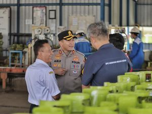 Polres Blitar Sidak SPBE Pastikan Stok LPG 3 Kg Aman Polres Blitar Sidak SPBE Pastikan Stok LPG 3 Kg Aman