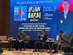 Melihat Novel Karya Yusron Ihza yang Kuak Misteri Pembunuhan John Kennedy Melihat Novel Karya Yusron Ihza yang Kuak Misteri Pembunuhan John Kennedy