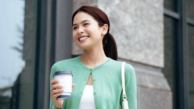 Maudy Ayunda, Pengisi Soundtrack Film Korea yang Hobi Minum Matcha