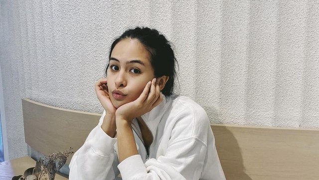 Gosip Terkini Selebriti Insertlive : Lulusan Oxford, Maudy Ayunda Hampir Tinggal Kelas gegara Tak Bisa Bahasa Inggris