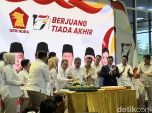 Gerindra Gelar Acara HUT Ke-17 di Senayan, Dasco-Muzani Potong Tumpeng