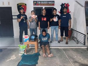 Bobol Rumah Warga untuk Beli Sabu dan Susu Anak, Residivis Curat Ditangkap Bobol Rumah Warga untuk Beli Sabu dan Susu Anak, Residivis Curat Ditangkap