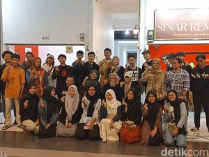 Perayaan Seabad Pramoedya Ananta Toer di Blitar Dihadiri Adik Kandungnya Perayaan Seabad Pramoedya Ananta Toer di Blitar Dihadiri Adik Kandungnya