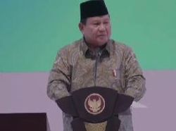 Di Balik Sentilan Ndablek dan Isu Kocok Ulang Kabinet