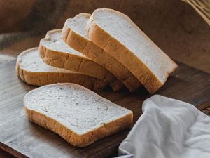 Begini Trik Praktis Simpan Roti Agar Awet Segar Lebih Lama Begini Trik Praktis Simpan Roti Agar Awet Segar Lebih Lama