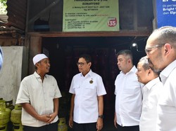 Prabowo Minta Pengecer LPG 3 Kg Diaktifkan, KESDM-Pertamina Cek Suplai LPG