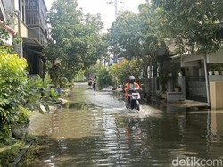 Melihat Sisa Genangan Banjir di Semarang Sore Ini
