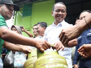 Tata Distribusi LPG 3 Kg, Bahlil: Ada Mafia Tak Ingin Rakyat Kasih Harga Murah Tata Distribusi LPG 3 Kg, Bahlil: Ada Mafia Tak Ingin Rakyat Kasih Harga Murah