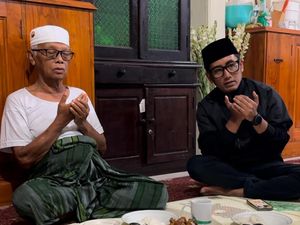 Tokoh Nahdliyin Jatim Dukung Prabowo Ambil Langkah Tegas Perbaiki Ekonomi RI Tokoh Nahdliyin Jatim Dukung Prabowo Ambil Langkah Tegas Perbaiki Ekonomi RI