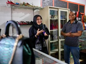 Hari Pertama Ngantor di Desa Usai Pilkada, Ipuk Percepat Urus HKI UMKM Hari Pertama Ngantor di Desa Usai Pilkada, Ipuk Percepat Urus HKI UMKM