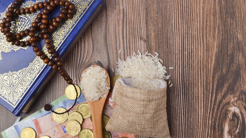 Zakat Muqayyad dan Zakat Mutlaq, Apa Perbedaannya?