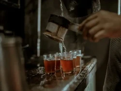 Modal Rp 93 Ribu, Pria Ini Sekarang Sukses Jadi Pemilik Kedai Teh