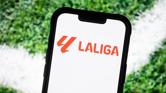 Logo Laliga POLAND - 2024/02/23: In this photo illustration, a Laliga logo seen displayed on a smartphone. (Photo Illustration by Mateusz Slodkowski/SOPA Images/LightRocket via Getty Images)