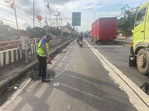 2 Wanita Tewas Diseruduk Truk di Pantura Batang gegara Hindari Lubang 2 Wanita Tewas Diseruduk Truk di Pantura Batang gegara Hindari Lubang