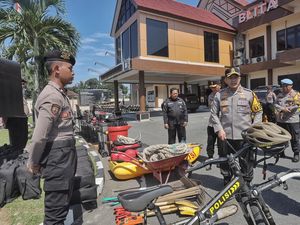 Polres Blitar Cek Kelengkapan Sarpras untuk Optimalkan Kinerja Personel Polres Blitar Cek Kelengkapan Sarpras untuk Optimalkan Kinerja Personel