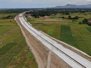 Progres Pembangunan Tol Probowangi Kraksaan-Paiton 81,91% Progres Pembangunan Tol Probowangi Kraksaan-Paiton 81,91%
