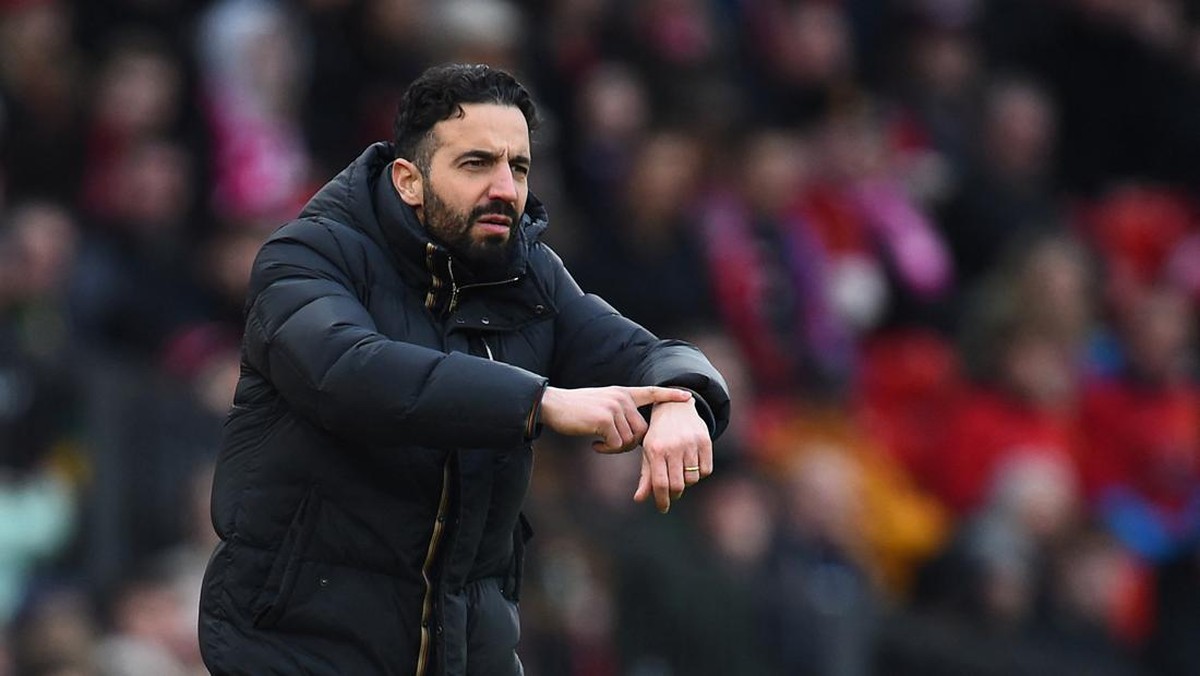 Ruben Amorim tahu pekerjaannya di Manchester United tidak aman (REUTERS/Peter Powell)
