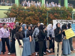 Disdik: SMKN 1 Depok Telat Input Data SNBP karena Sistem Eror-Hujan Petir