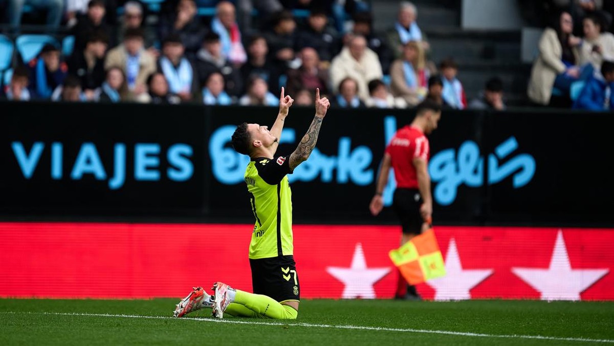 Antony cetak gol di laga Celta vs Betis. (Foto: Photo by Bruno Penas/Quality Sport Images/Getty Images)