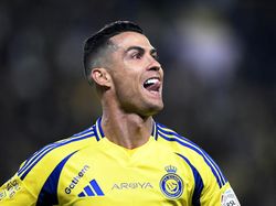 Netizen Bertanya ke Cristiano Ronaldo: Bang Dodo Jadi ke Indonesia?