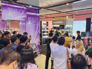 Beauty Fest Transmart Kota Kasablanka Kini Kehadiran Dubai Parfum Beauty Fest Transmart Kota Kasablanka Kini Kehadiran Dubai Parfum