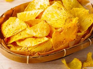 Resep Keripik Sukun yang Renyah Legit Untuk Camilan Resep Keripik Sukun yang Renyah Legit Untuk Camilan