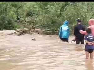 Banjir Terjang Manggarai Barat, Jalan Labuan Bajo-Golo Welu Lumpuh