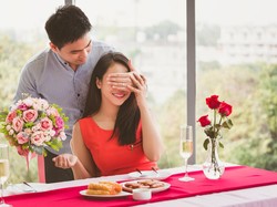 Cari Tempat Dinner Romantis & Beli Kado Spesial di Hari Valentine? Tanya Sabrina!