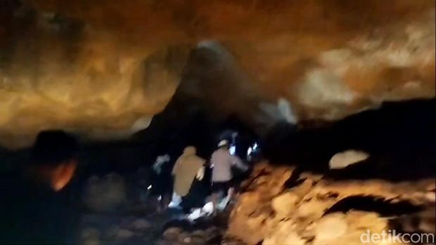 Gua Safarwadi, Cipatujah, Tasikmalaya