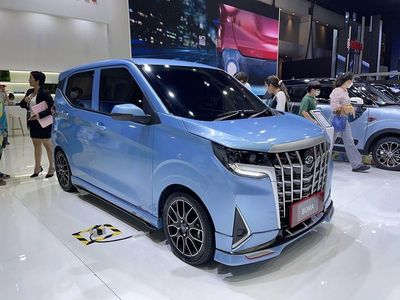 Wujud Alphard Mini di Bawah Rp 200 Juta, Tertarik Beli?